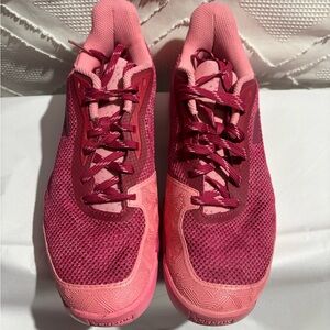 Babolat Women's Athletic Shoes in Pink and Burgundy Size 11